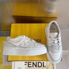 Fendi Low Shoes